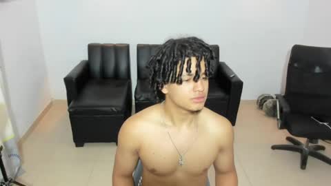 Snapshot of samxx_muscle chatting on May 17, 2026, 11:39 am samxx_muscle online show from May 17, 2026, 11:39 am
