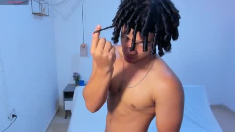 Snapshot of samxx_muscle chatting on June 1, 2026, 2:41 pm samxx_muscle online show from June 1, 2026, 2:41 pm