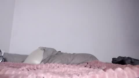 Samymoon online show from December 2, 2024, 1:46 pm