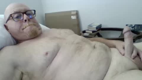 Snapshot of sanager40 chatting on December 21, 2025, 3:19 pm sanager40 online show from December 21, 2025, 3:19 pm