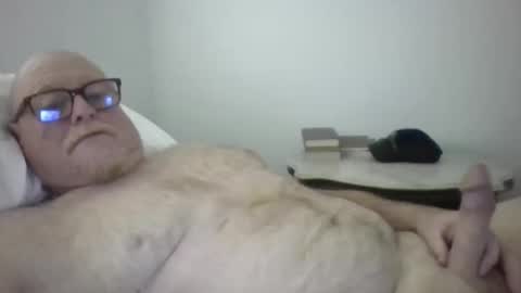 Snapshot of sanager40 chatting on February 1, 2026, 2:04 pm sanager40 online show from February 1, 2026, 2:04 pm