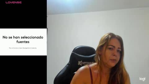 Snapshot of sanddi_milff chatting on September 29, 2025, 3:44 am Sanddi online show from September 29, 2025, 3:44 am