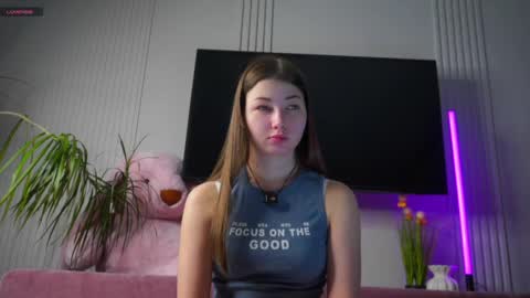 Emma  online show from April 16, 2026, 12:11 am