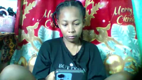 Snapshot of sandra1253099 chatting on February 3, 2026, 6:00 am sandra1253099 online show from February 3, 2026, 6:00 am