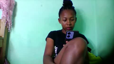 Snapshot of sandra1253099 chatting on March 6, 2026, 6:43 am sandra1253099 online show from March 6, 2026, 6:43 am