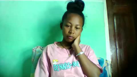 Snapshot of sandra1253099 chatting on April 13, 2026, 5:46 am sandra1253099 online show from April 13, 2026, 5:46 am