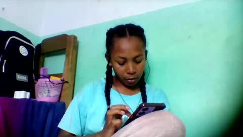 Snapshot of sandra1253099 chatting on July 8, 2026, 6:34 pm sandra1253099 online show from July 8, 2026, 6:34 pm