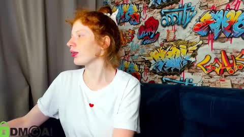 Snapshot of sandra__wilson chatting on September 19, 2025, 1:18 am Sandra online show from September 19, 2025, 1:18 am