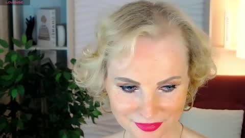 Sandra online show from September 14, 2025, 6:01 am