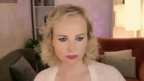 Sandra online show from July 14, 2026, 5:23 am