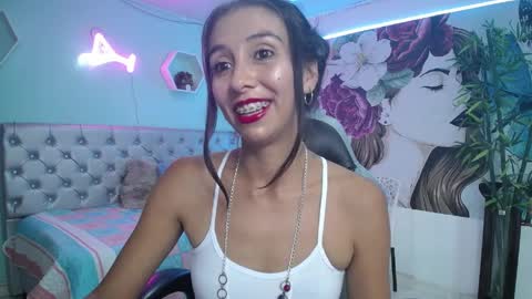 sandra  online show from April 5, 2026, 11:13 pm