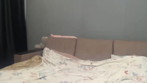 sandra_smith3007 online show from October 11, 2025, 2:04 pm