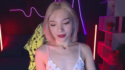 Sandy  online show from January 22, 2025, 1:20 am