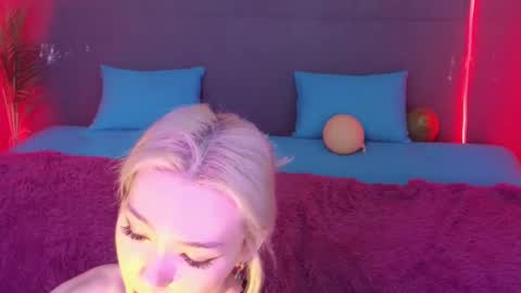 Sandy  online show from March 8, 2025, 4:34 am