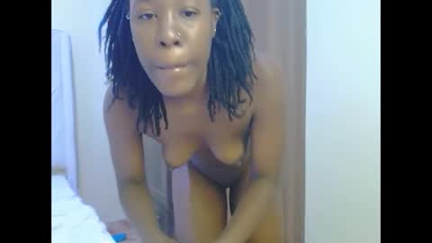 Sandy online show from February 2, 2026, 3:27 am