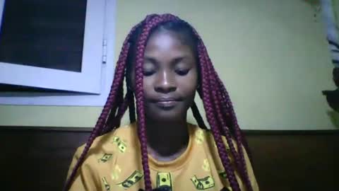 sandricaaa online show from April 15, 2026, 9:27 am