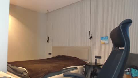 DeAlex online show from February 18, 2025, 12:28 pm