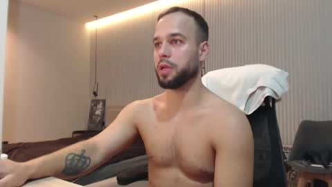 DeAlex online show from October 31, 2025, 10:49 am