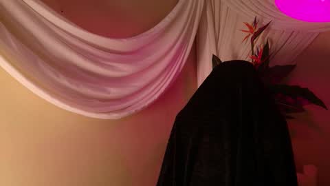 SANDY online show from March 3, 2026, 10:54 am