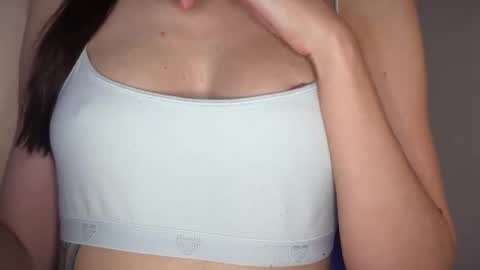 Snapshot of sandysun_shine chatting on December 15, 2025, 10:03 pm Sandy online show from December 15, 2025, 10:03 pm