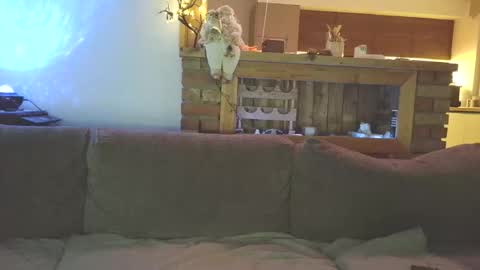 Snapshot of sanroom chatting on December 2, 2025, 3:51 pm sanroom online show from December 2, 2025, 3:51 pm