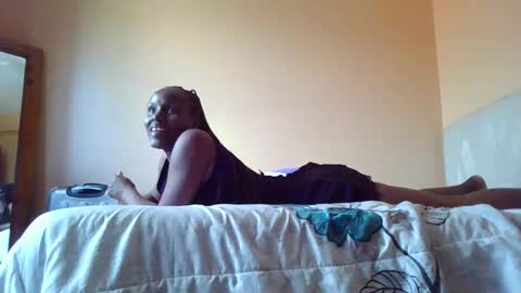 santalicious online show from April 23, 2026, 6:58 am