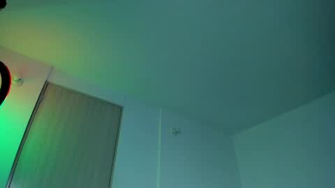 Snapshot of santi__ferrer chatting on April 25, 2026, 12:24 am Santi Ferrer online show from April 25, 2026, 12:24 am