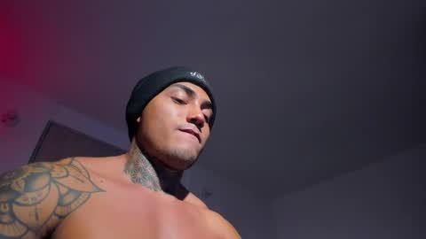 Snapshot of santi__ferrer chatting on May 13, 2026, 1:47 am Santi Ferrer online show from May 13, 2026, 1:47 am