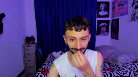 Santi online show from April 16, 2026, 11:29 pm