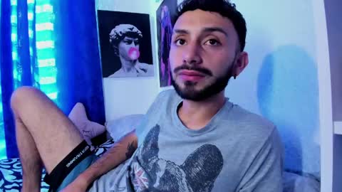 Snapshot of santi_mateo chatting on June 2, 2026, 7:05 pm Santi online show from June 2, 2026, 7:05 pm