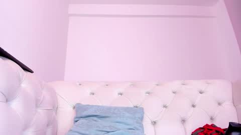 Snapshot of santiago_huntt chatting on February 20, 2025, 11:54 pm santiago_huntt online show from February 20, 2025, 11:54 pm