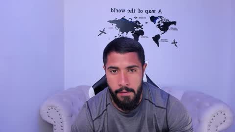 Snapshot of santiago_huntt chatting on October 2, 2025, 10:28 pm santiago_huntt online show from October 2, 2025, 10:28 pm