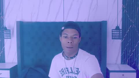 Santiiiiii  online show from March 23, 2026, 2:10 pm