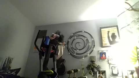 santiagorivera012477 online show from October 20, 2025, 5:08 am