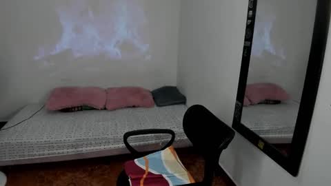 Julius Novachrono  online show from February 26, 2026, 10:31 pm