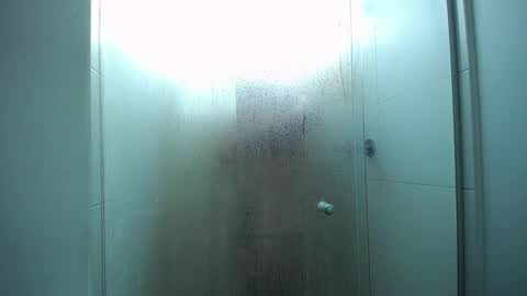 Snapshot of santii_rose chatting on December 17, 2024, 12:43 pm Santii online show from December 17, 2024, 12:43 pm
