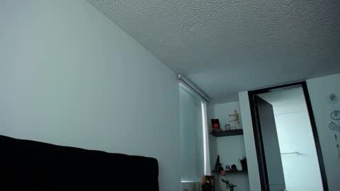 Snapshot of santii_rose chatting on December 19, 2024, 7:07 pm Santii online show from December 19, 2024, 7:07 pm