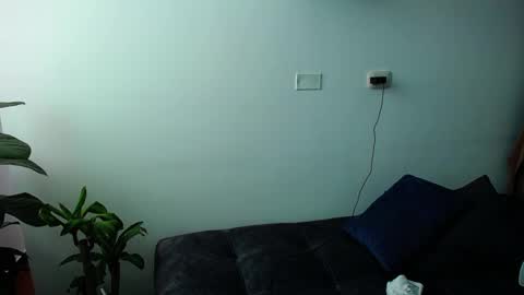 Snapshot of santii_rose chatting on December 24, 2024, 2:01 pm Santii online show from December 24, 2024, 2:01 pm