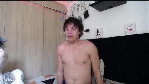 Santii online show from February 11, 2026, 2:55 pm