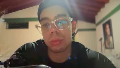 Snapshot of santoxxxkinney chatting on January 14, 2026, 2:06 am santoxxxkinney online show from January 14, 2026, 2:06 am