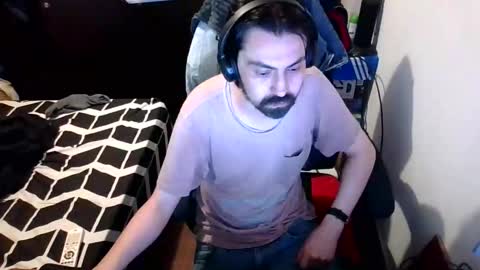 santuronvargas online show from December 2, 2025, 5:46 am