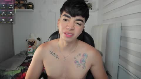 Snapshot of santy7u7 chatting on March 27, 2026, 2:06 pm Mr. Santiago online show from March 27, 2026, 2:06 pm