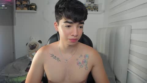 Snapshot of santy7u7 chatting on April 9, 2026, 1:27 pm Mr. Santiago online show from April 9, 2026, 1:27 pm