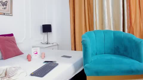 Snapshot of santy_carrington chatting on December 30, 2024, 9:19 pm Santiago Carrington online show from December 30, 2024, 9:19 pm