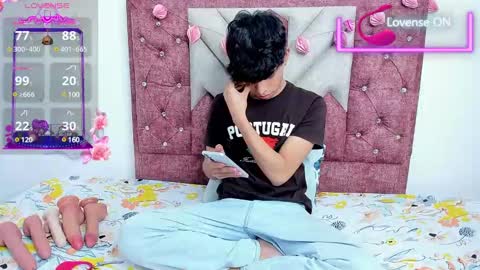 Snapshot of santy_carrington chatting on March 7, 2025, 8:55 pm Santiago Carrington online show from March 7, 2025, 8:55 pm