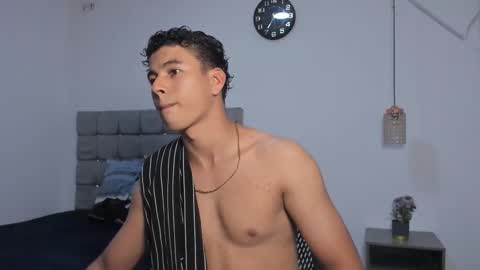 santy_stump online show from February 8, 2026, 10:35 pm