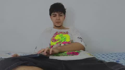 Snapshot of santybig18 chatting on March 4, 2025, 8:16 pm santybig18 online show from March 4, 2025, 8:16 pm