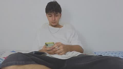 Snapshot of santybig18 chatting on March 7, 2025, 4:02 am santybig18 online show from March 7, 2025, 4:02 am