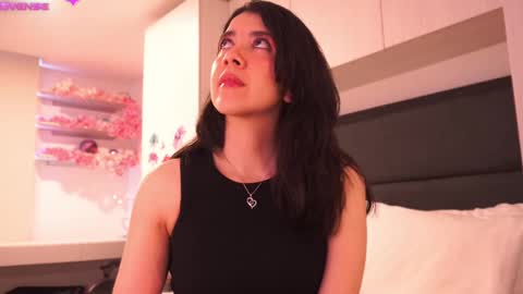 Snapshot of saory10 chatting on March 10, 2025, 10:24 pm S A O R Y 3 online show from March 10, 2025, 10:24 pm