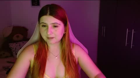 sara_160 online show from April 9, 2026, 11:43 pm